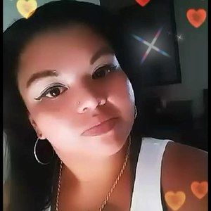 Meet your Posher, Desiree